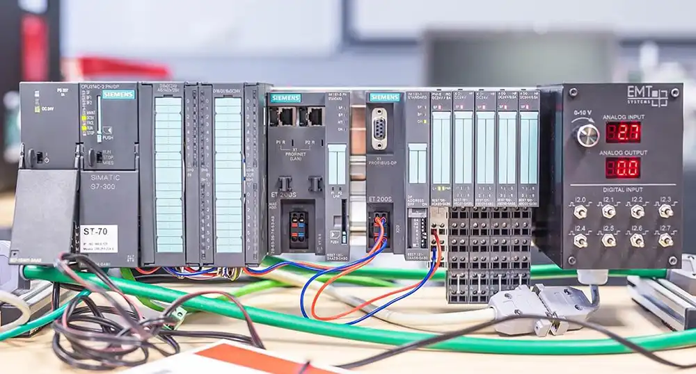 دوره plc s7 در اصفهان